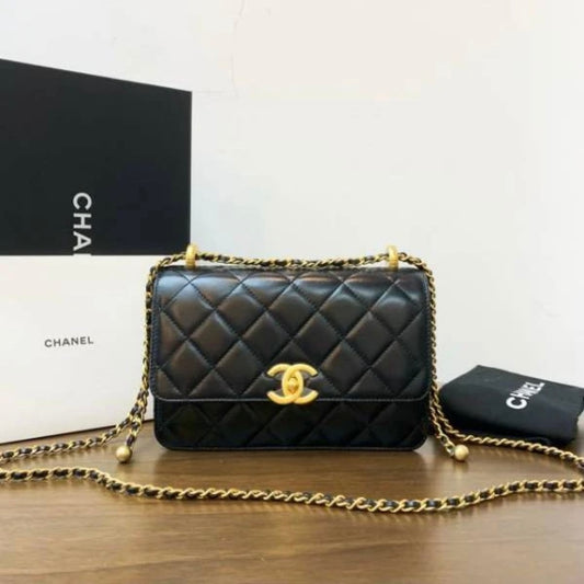 CHANEL BAG BLACK WITH GOLD CHAIN